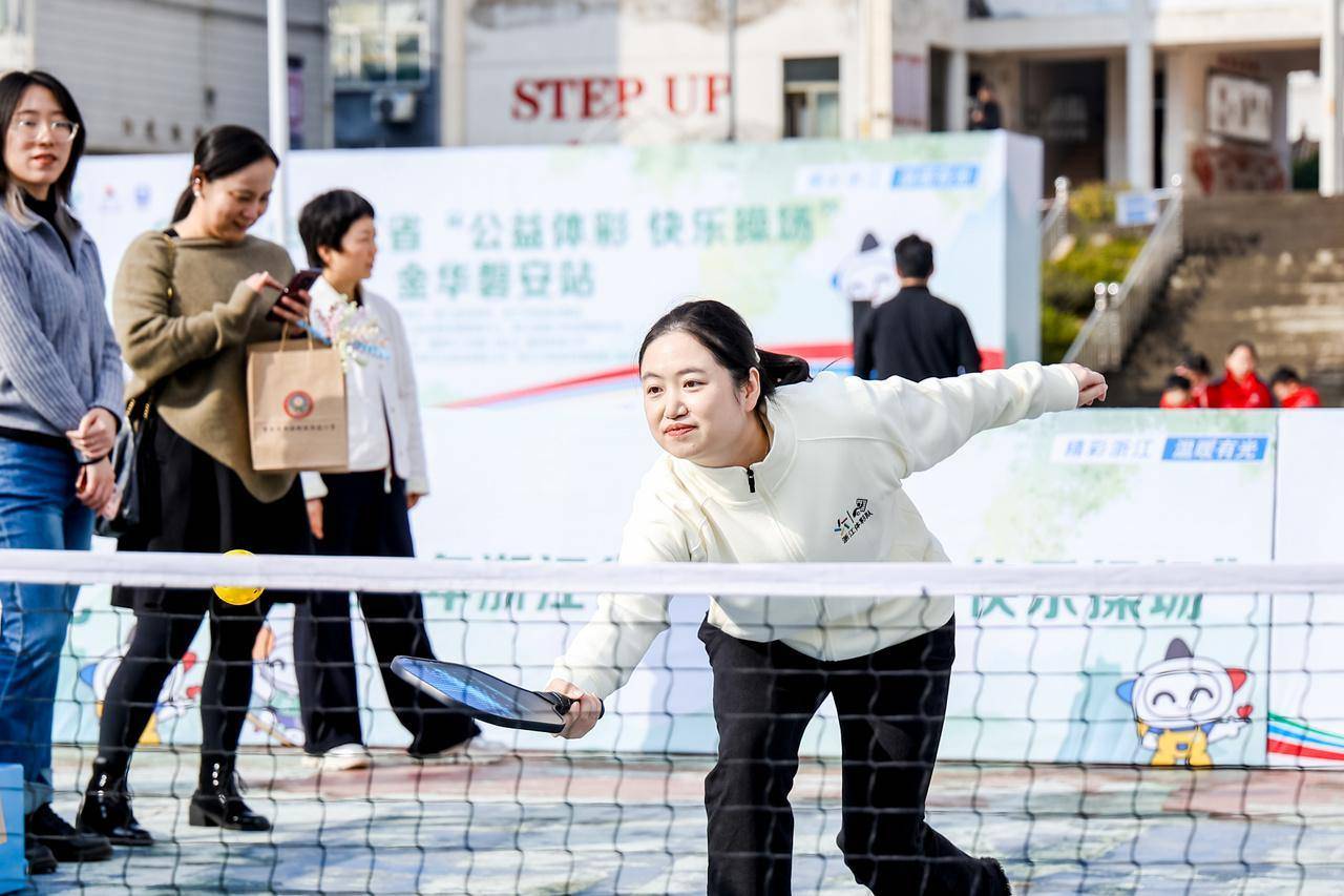 杭州亚运会围棋冠军汪雨博:看到这些孩子,想起了以前的自己